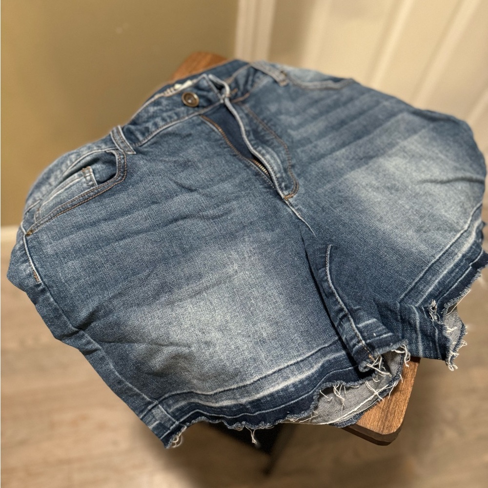 Ruff hewn Jean Shorts